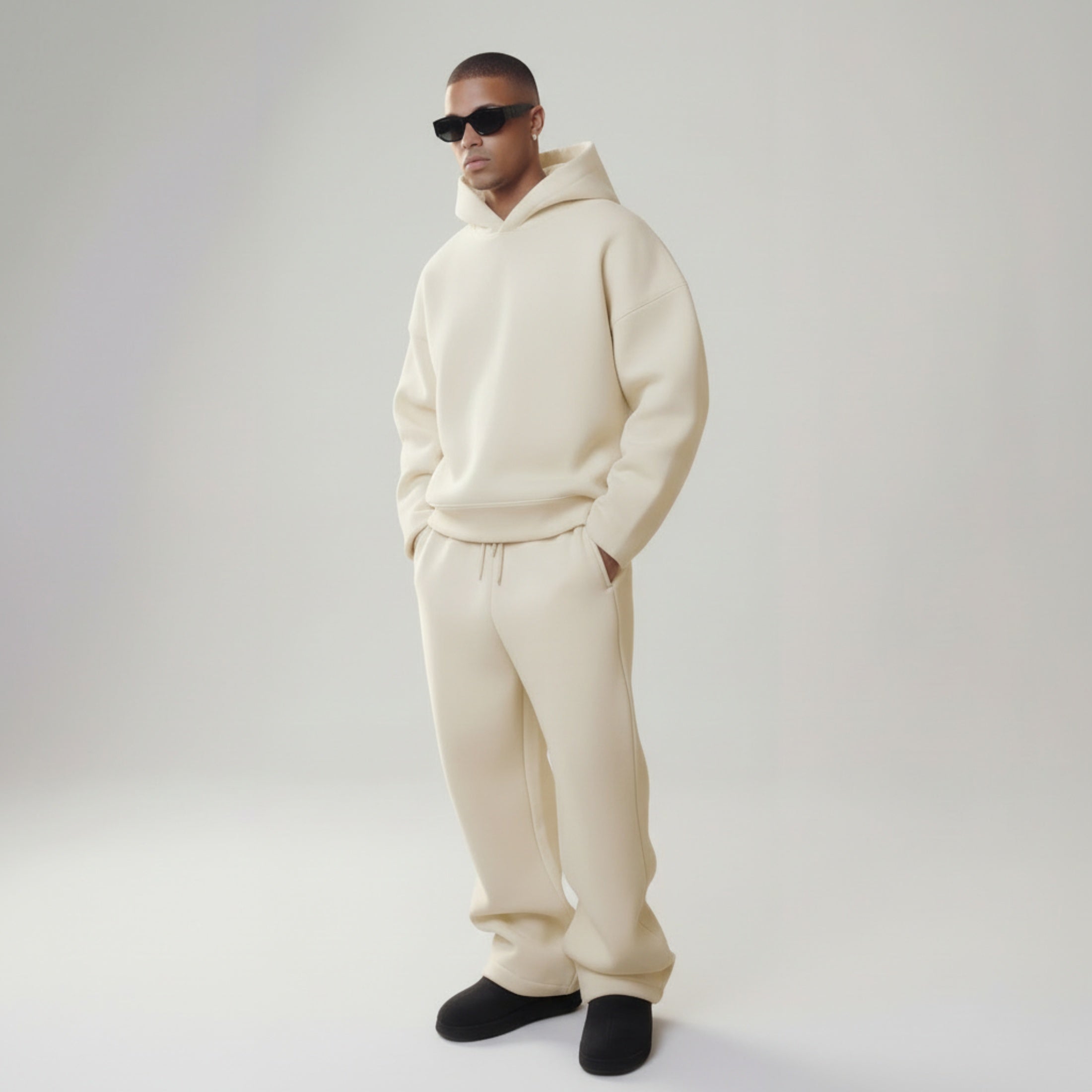 KREMHVIT Hettegenser